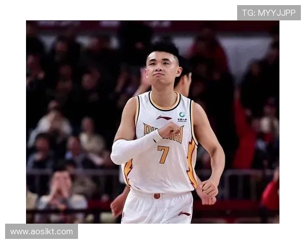 CBA焦点对决广东队迎战浙江稠州队争夺季后赛席位的关键战役