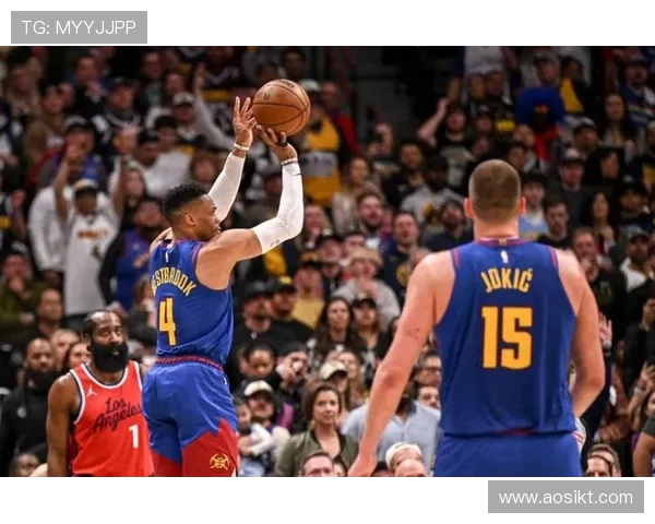 今天NBA快船对阵掘金精彩直播全程回顾与赛况分析