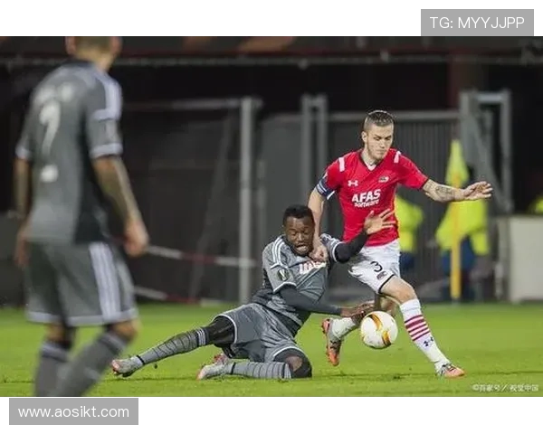 基辅迪纳摩与阿尔克马尔激战正酣比分揭晓引发热议